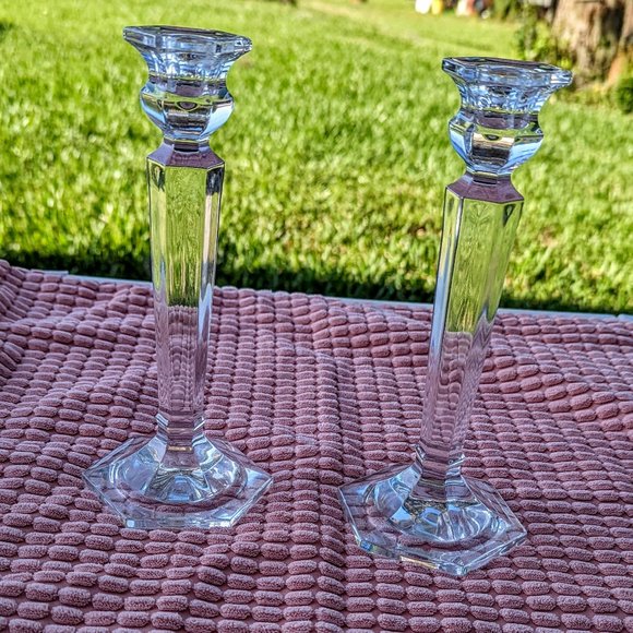 Set of two (2) crystal candlestick holders - Picture 1 of 13